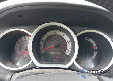 2014 Toyota Tacoma Base V6 из США, поврежденный, VIN 3TMLU4EN2EM137541